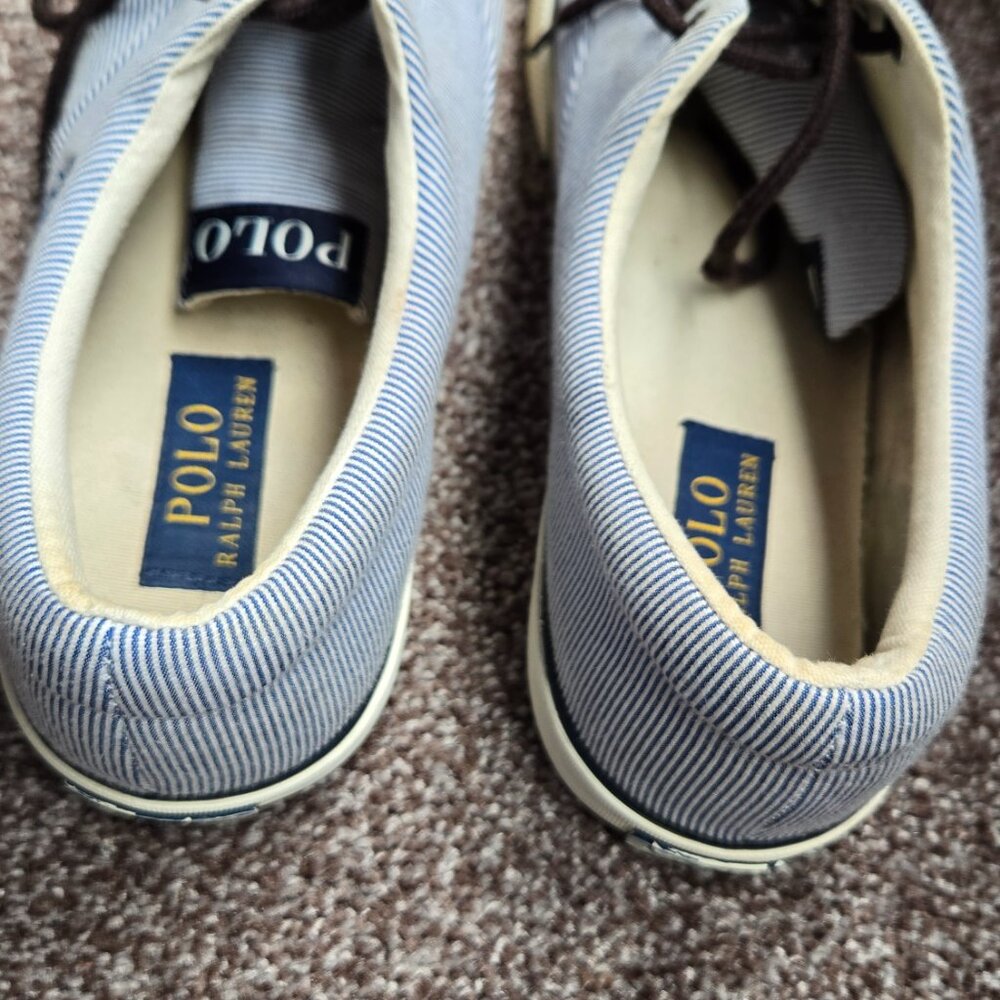 Shoes - Picture 4 of 9